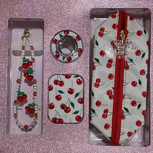 🍒CHERRIEST🍒Phone Accesories Set